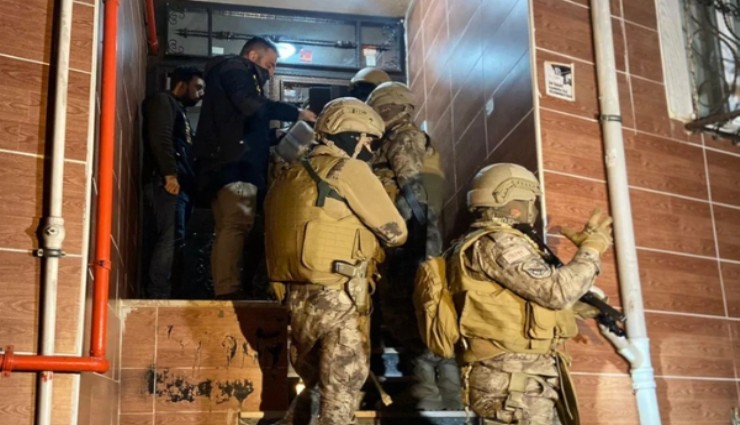 İzmir dahil 11 ilde vurgun yapan çeteye yönelik operasyon: 42 kişiye gözaltı