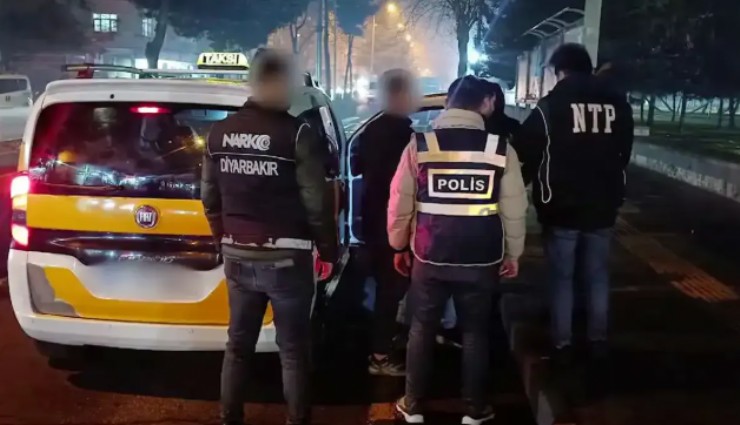 İzmir dahil 77 ilde 'Narkokapan-5' Operasyonu: 713 şüphelinin de yakalandı