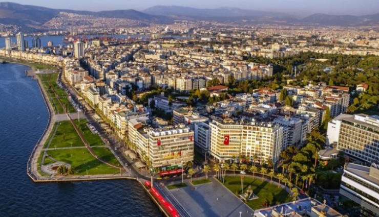 İzmir'de 2024 yılında  80 bin 398 konut satıldı