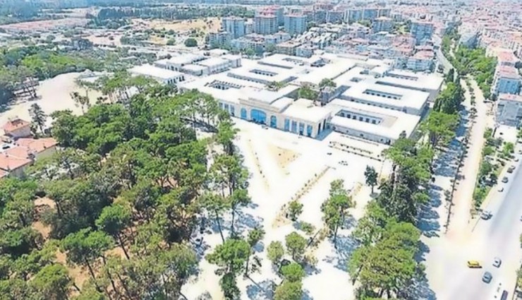 İzmir dünyaya şifa dağıtıyor:  750 günde 65 bin ameliyat