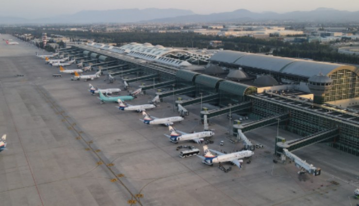İzmir iç hatlarda ilk 3'e giren popüler destinasyonlar arasına girdi