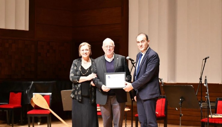 İzmir Kent Konseyi’nden Kente Değer Katanlar Ödülleri