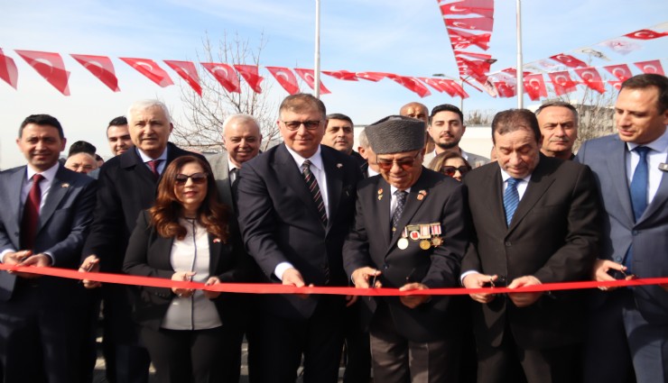 Kuzey Kıbrıs Türk Cumhuriyeti Parkı İzmir'de törenle açıldı
