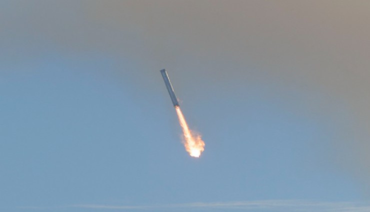 SpaceX’in Starship roketi fırlatıldıktan 8 dakika sonra parçalandı