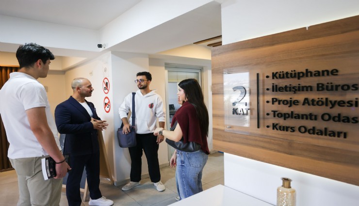 Buca üniversitelilere Gençlik Merkezlerinde ev sahipliği yapıyor