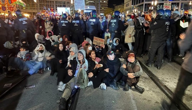 Berlin'de Sumud Filosu'na saldırıya protesto