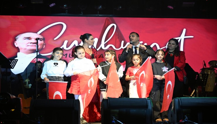 Bornova’da 29 Ekim coşkusu