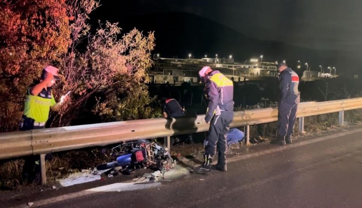 Bornova’da feci kaza: Elektrikli bisikletteki 2 kişi hayatını kaybetti