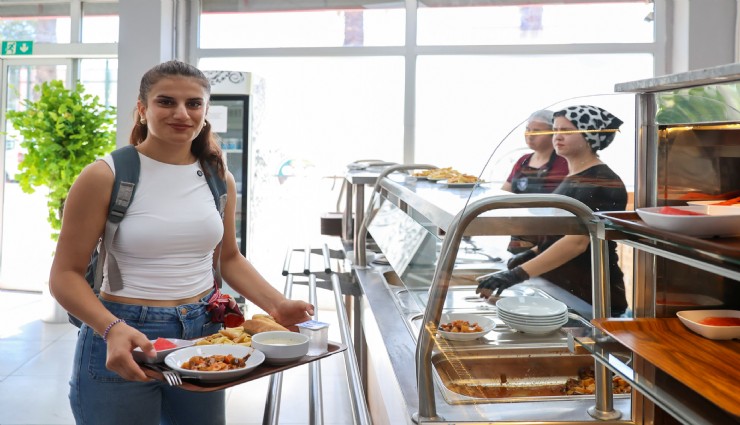 Buca Belediyesi'nden öğrenci bütçesine destek