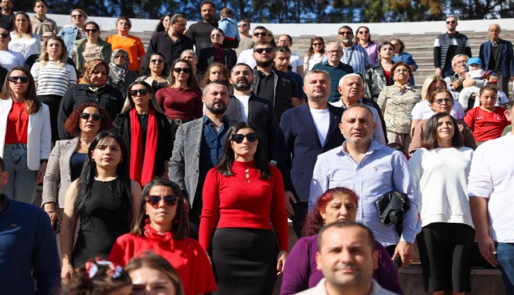 Bucalı miniklerden duygu dolu kutlama