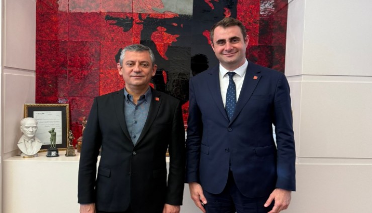 CHP İzmir İl Başkanı Çağatay Güç'ten Özgür Özel'e ziyaret