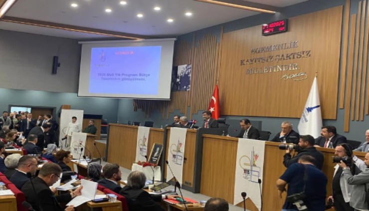 Ege Belediyeler Birliği İzmir'de toplandı: Tugay ve Büyükerşen'den kritik mesajlar
