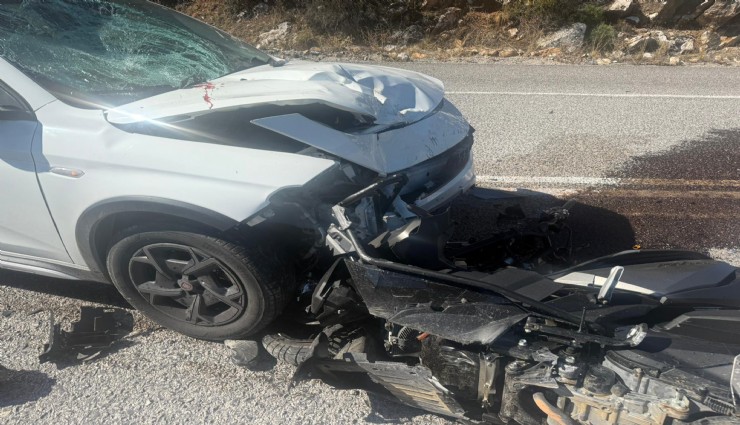 Feci kaza: Motosiklet sürücüsü kurtarılamadı