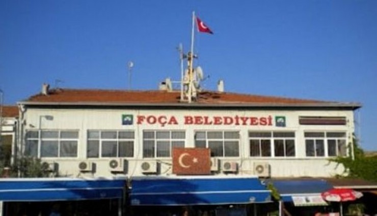 Foça Belediyesi sel felaketi sebebiyle bayram etkinliklerini iptal etti
