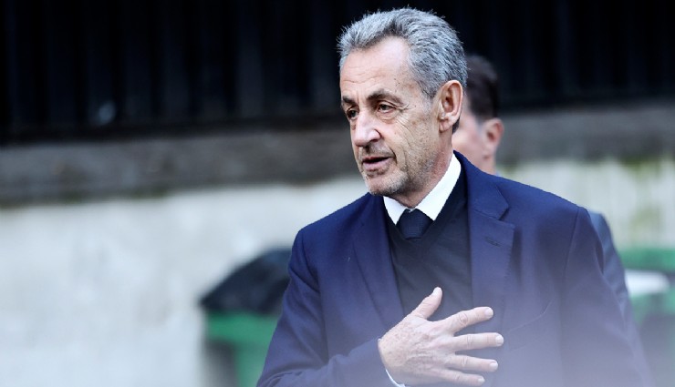 Fransa tarihinde bir ilk: Eski Cumhurbaşkanı Sarkozy hapse girdi
