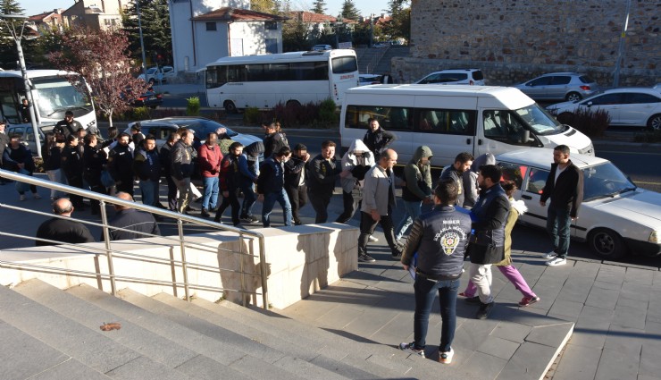 İzmir dahil 19 ilde dolandırıcılık operasyonu: 25 kişi tutuklandı