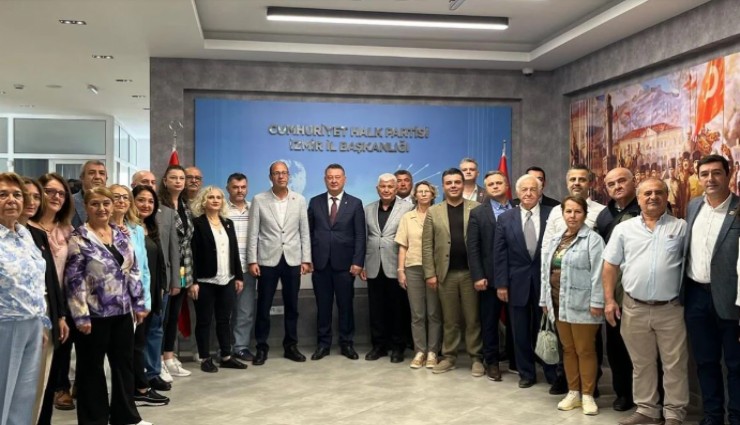 Kapanan Memleket Partisi CHP'ye geçti: 1500 kişilik geniş katılım