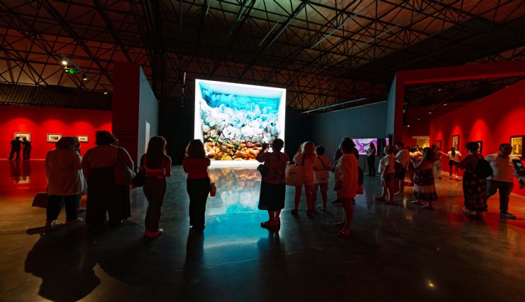 Kültürpark'taki Refik Anadol Sergisi uzatıldı