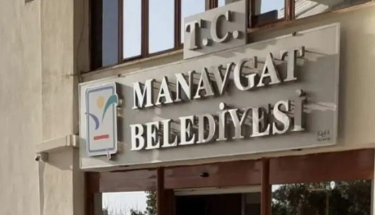 Manavgat Belediyesi'ne operasyon: 24 kişi gözaltına alındı