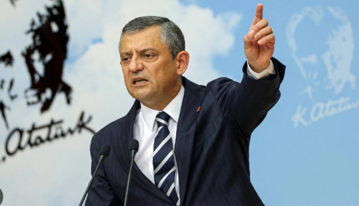 Özgür Özel’den AK Parti’li Kaya'ya sert çıkış: Yere düşene tekme atanlara haddini bildireceğiz