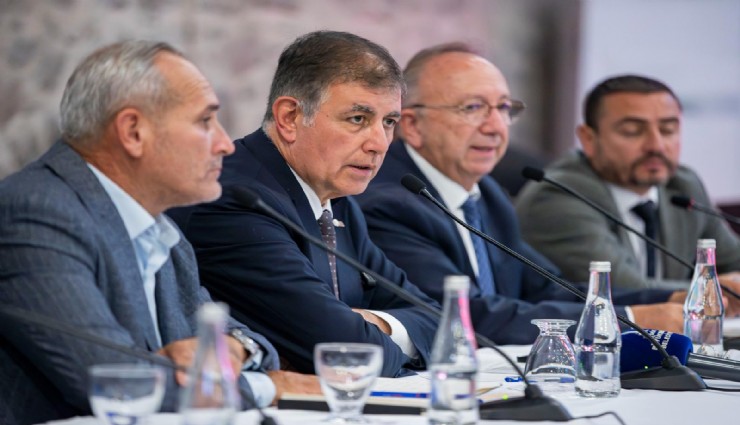 Başkan Tugay'dan körfez açıklaması: Göreve geldiğimizden beri iyiye gidiyor