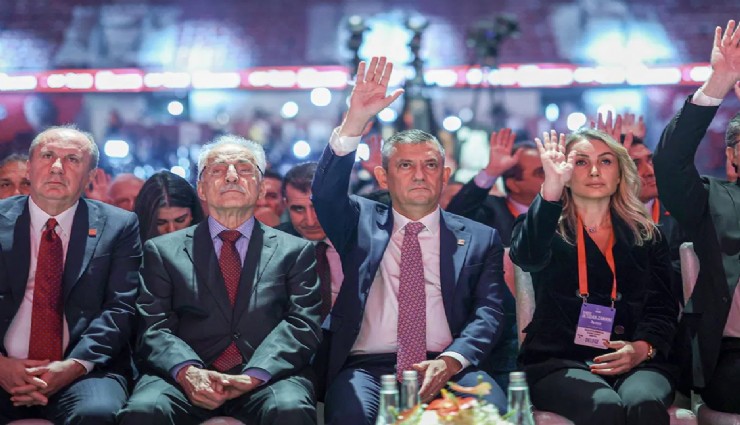 CHP, yönetim kadrosunu genişletiyor: PM üye sayısı 80'e çıkıyor, MYK sayısı azalıyor