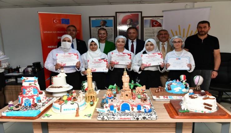 Çiğli’de istihdama tatlı dokunuş