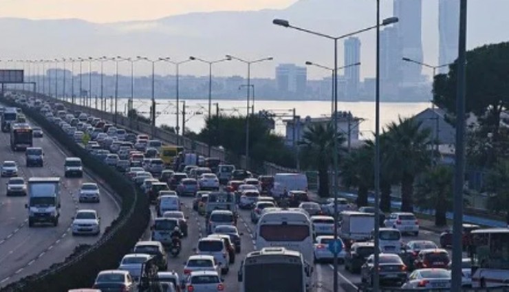 İzmir’de yarın bazı yollar trafiğe kapatılacak: İşte detaylar