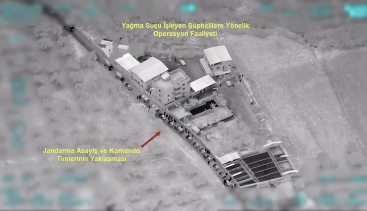İzmir'deki ''Saraçlar'' suç örgütünden 23 kişi adliyede