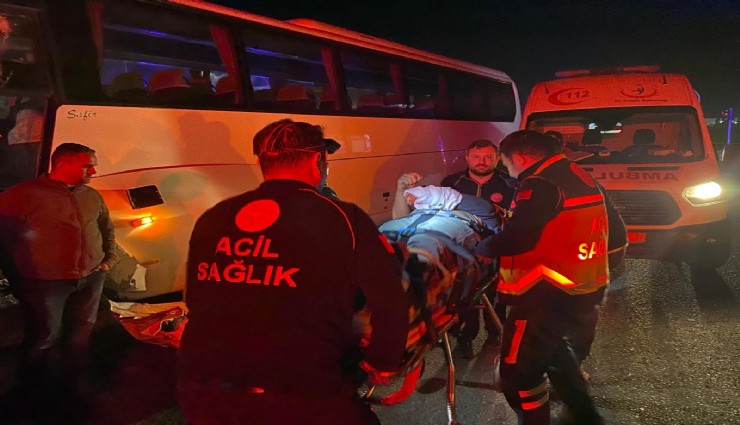 Kemalpaşa’da iki servis çarpıştı: Yaralı sayısı 15’e ulaştı