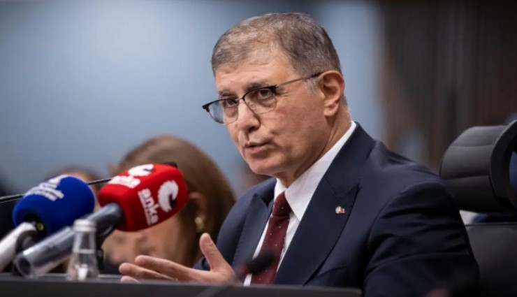 Ücret karşılığı işe alım iddialarına Tugay'dan yanıt: Belgesi olan savcılığa gitsin