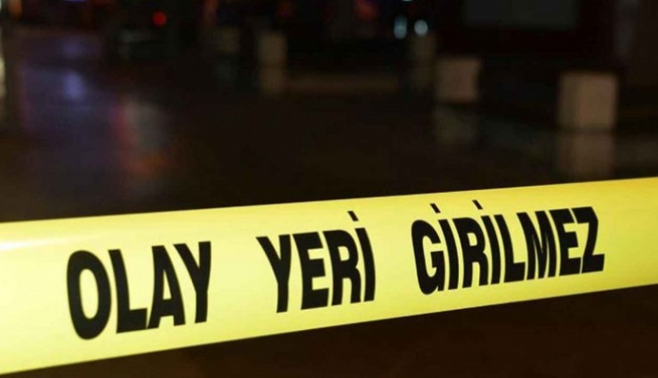 Devrilen kepçenin altında kalan operatör hayatını kaybetti
