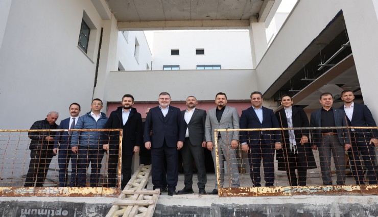 AK Parti İzmir İl Başkanı Saygılı Selçuk’tan TOKİ açıklaması: Anahtarlar Ocak ayında teslim edilmeye başlanıyor