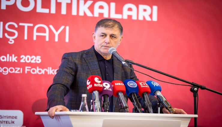 Başkan Tugay: Gençlerimize her alanda destek vermeye çalışıyoruz