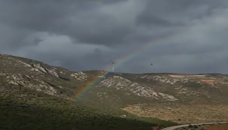 Gökkuşağına dokundu