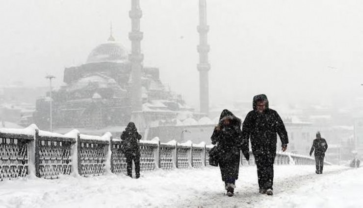 İstanbul’da kar yağışı başladı