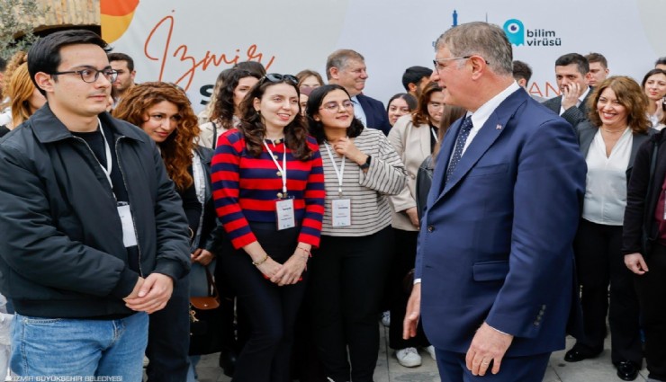 İzmir Büyükşehir’den gençlere tam destek: Barınmadan kariyere genç dostu kent