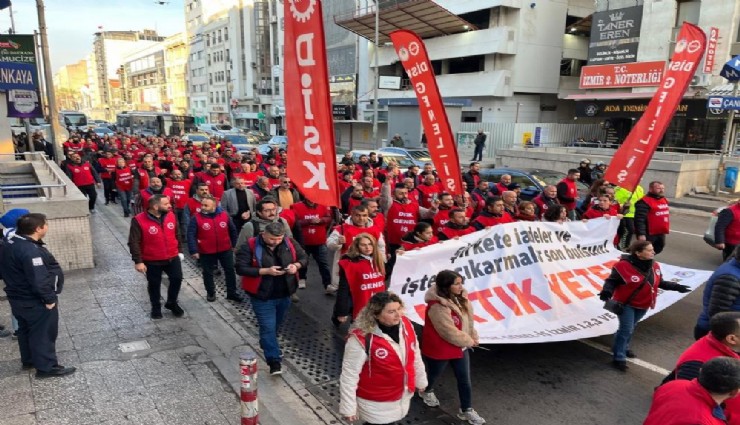 İzmir Büyükşehir işçileri 