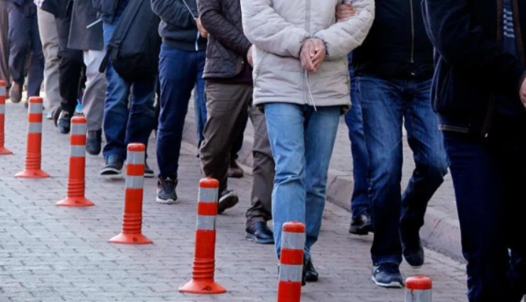 İzmir dahil 11 ilde dolandırıcılık operasyonu: 24 şüpheli tutuklandı