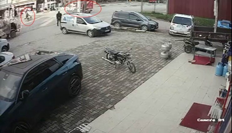 İzmir’de feci kaza:Lise öğrencisi genç yaşam mücadelesi veriyor