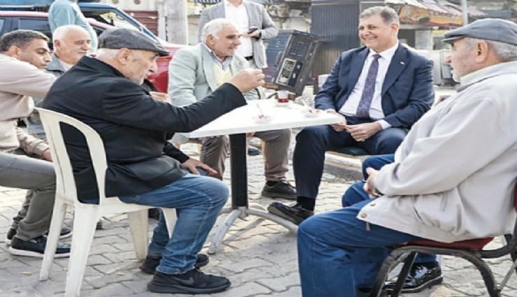 İzmir’in arka mahalleri Türkiye gündeminde: Saygı Öztürk, Başkan Tugay’la yaşanan değişimi yazdı