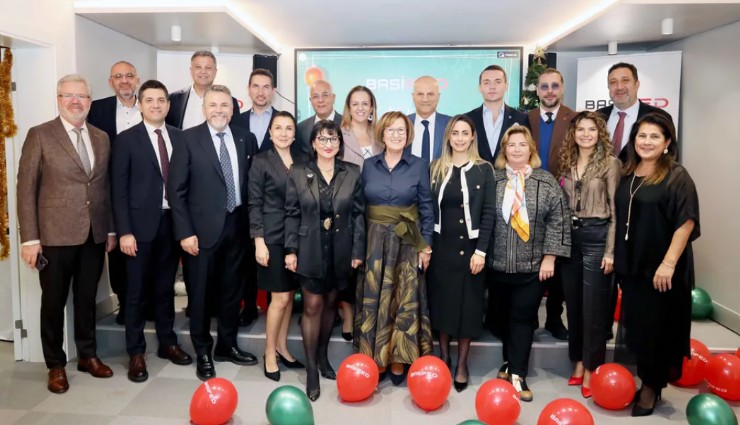 İzmir iş dünyası 2026 beklentilerini paylaştı: Öngörülebilir ekonomi ve hukukun üstünlüğü