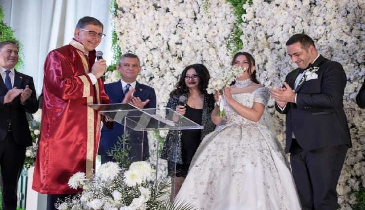 Narlıdere Belediye Başkanı Erman Uzun dünya evine girdi: CHP Lideri Özel de katıldı