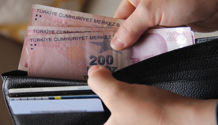Tartışmalı memur zammı iptal edildi