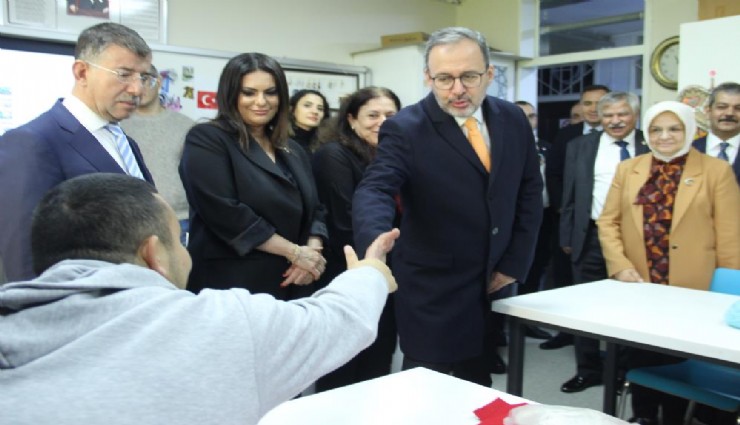 TBMM engelli bireyler komisyonu İzmir’de sahada: Eğitim ve erişilebilirlik sorunları masaya yatırıldı