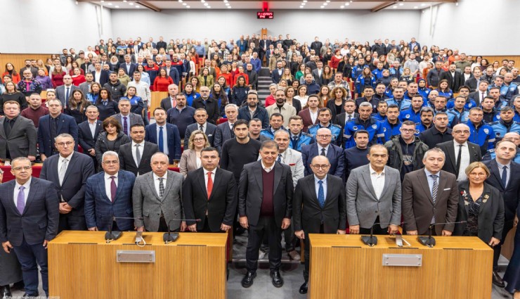 Tugay’dan belediye personeline yeni yıl mesajı