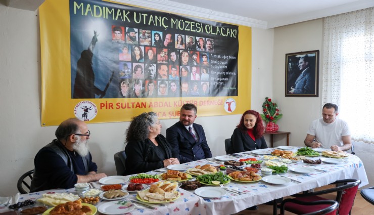 Başkan Görkem Duman’dan Pir Sultan Abdal Kültür Derneği’ne ziyaret