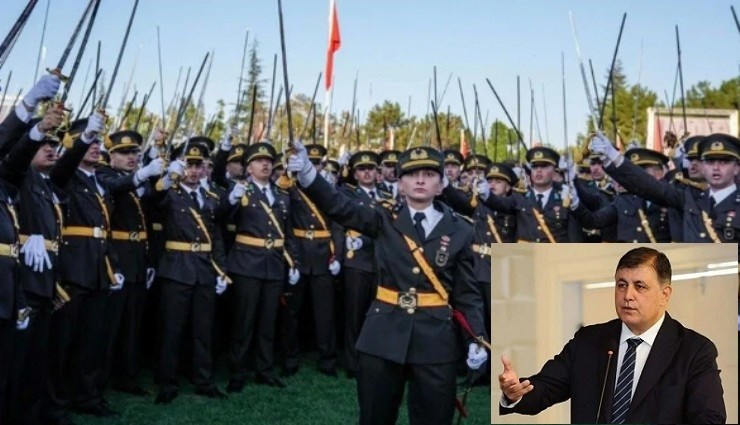 Başkan Tugay’dan TSK’dan ihraç edilen teğmenlere İzmir daveti: Onlarla çalışmaktan onur duyarım