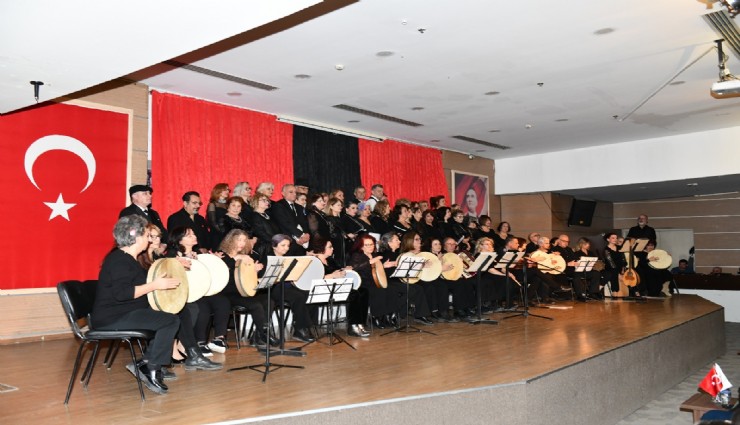 Çiğli’de Rebetiko Korosu rüzgarı esti