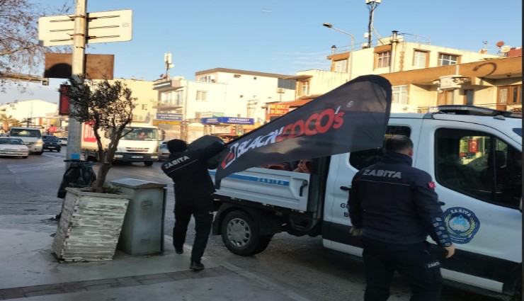 Güzelbahçe Belediyesi zabıta ekipleri kaldırım işgaline geçit vermiyor